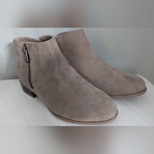 Women's Taupe Ankle Boots